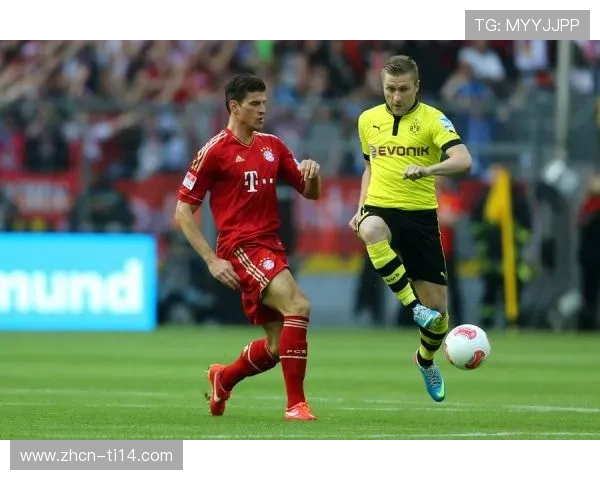 国家德比温情一幕 维尼修斯与库巴西场边共享饮水展现体育精神